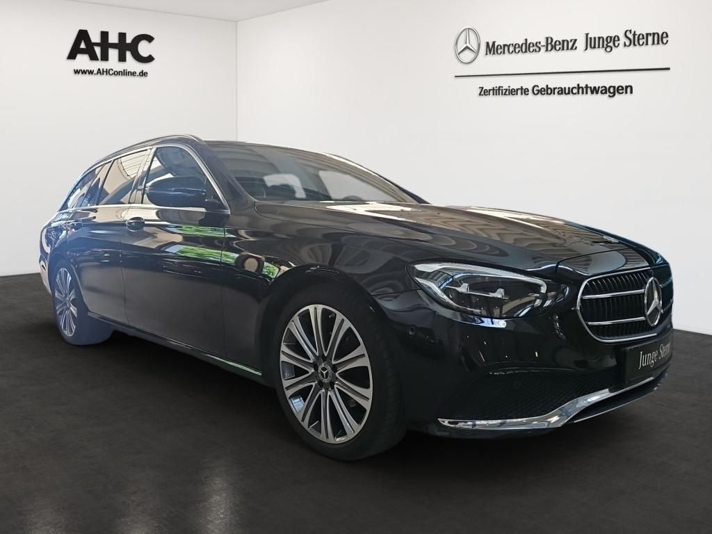 Fahrzeugabbildung Mercedes-Benz E 220 d T Avantg. Pano Standhzg. 360° Burmester