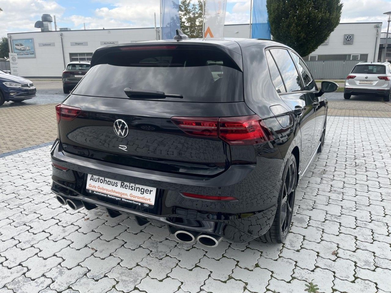 Volkswagen Golf VIII R 2,0 TSI 4Motion DSG IQ L RearView D foto 2