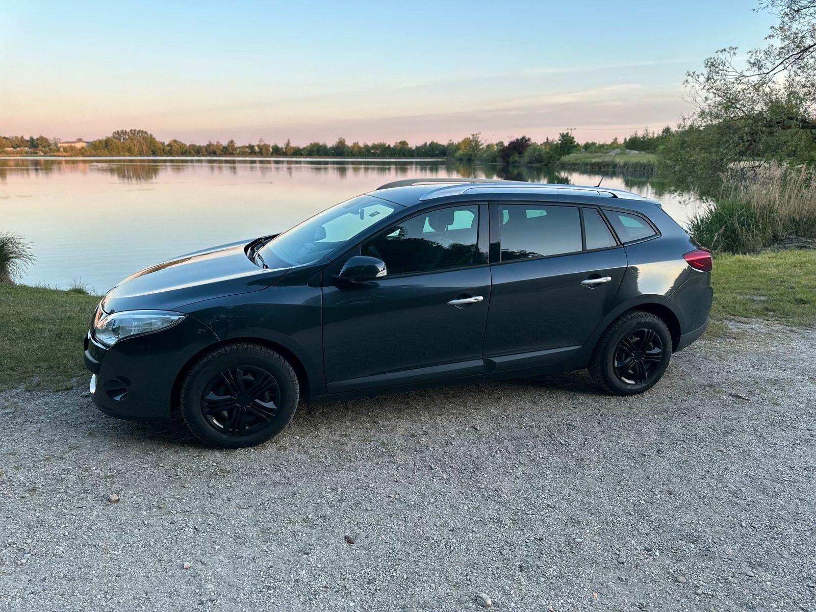 Renault Megane 2011 — photo 5