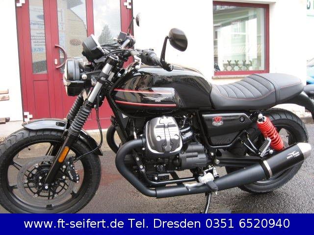 Moto Guzzi V7 Stone IV Special Edition + Sport grün 2025