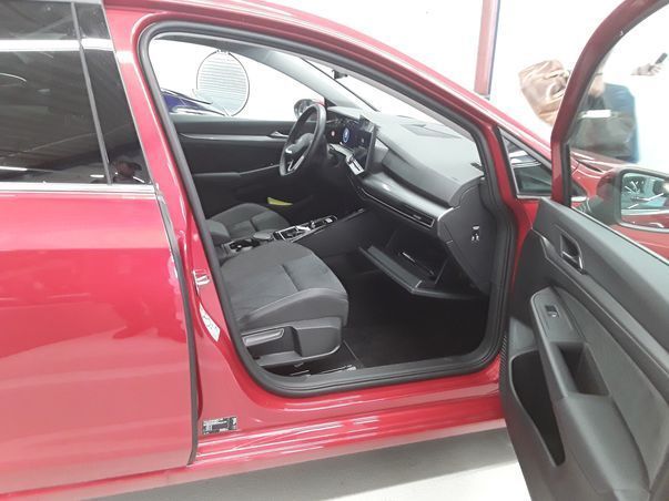 Volkswagen Golf - Bild 9