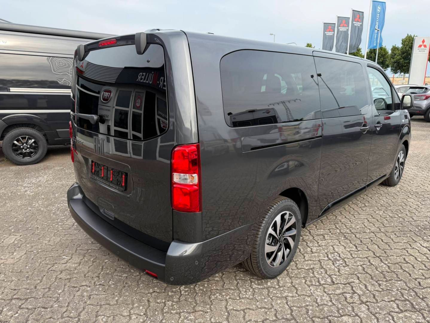 Fahrzeugabbildung Fiat ULYSSE 8- Sitze A/T