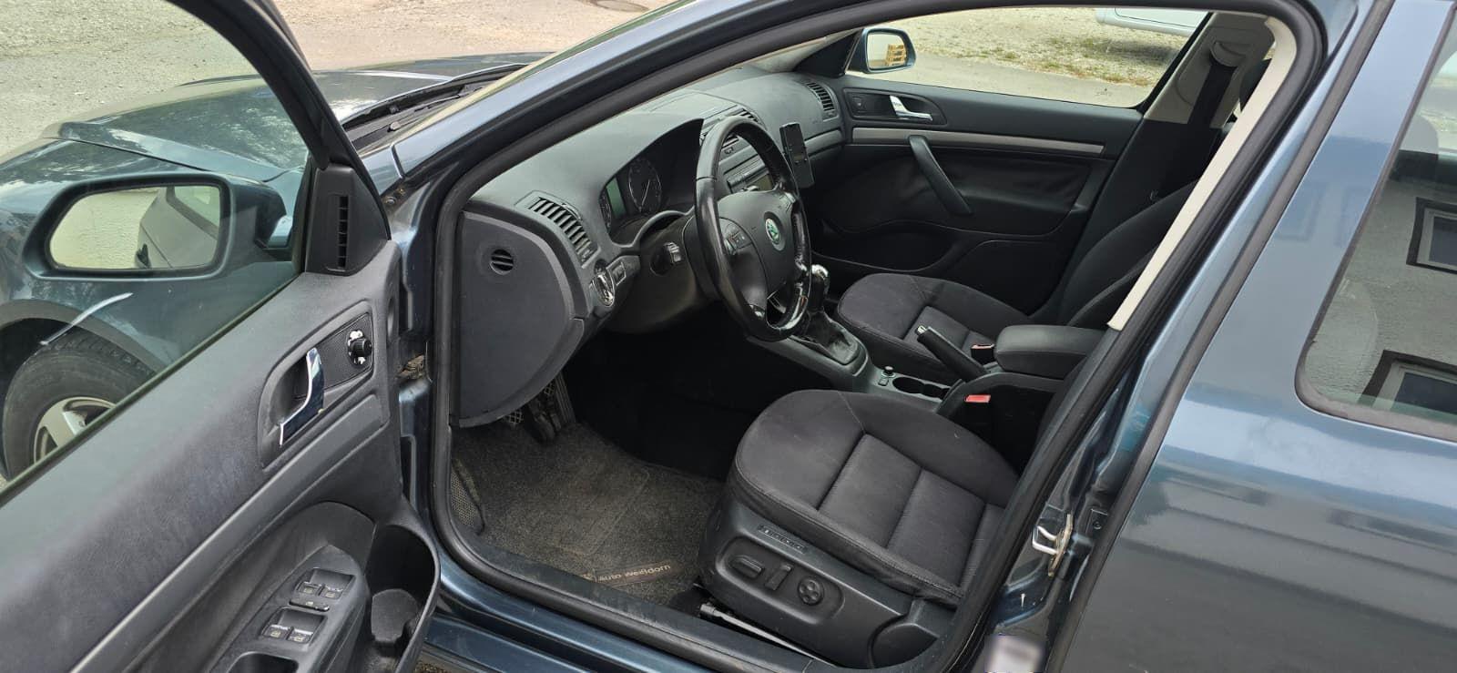 Skoda Octavia 2005 — photo 13