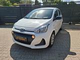 Hyundai i10 Basis - Hyundai i10 Gebrauchtwagen in Düsseldorf