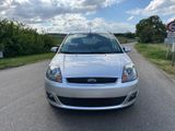 Ford Fiesta 1,4 16V Ghia - Ford Fiesta: 16v Ghia