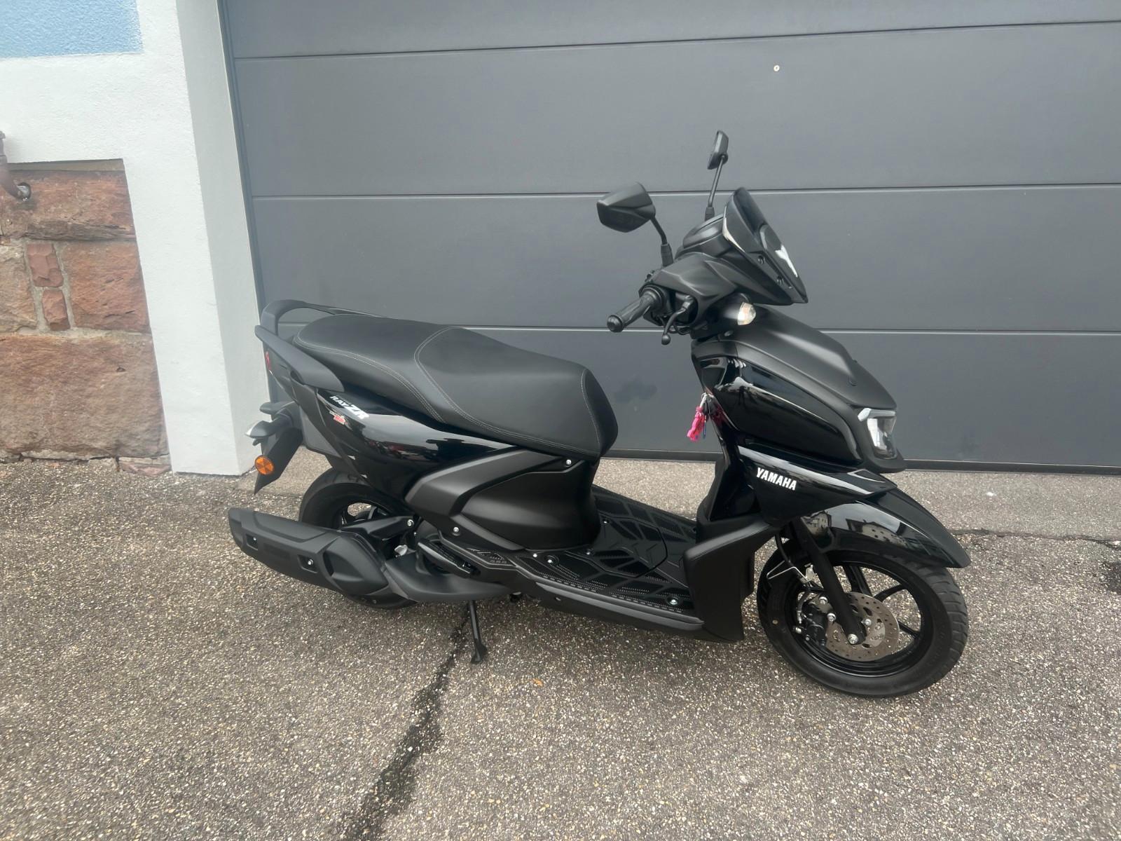 Yamaha RAYZR 125