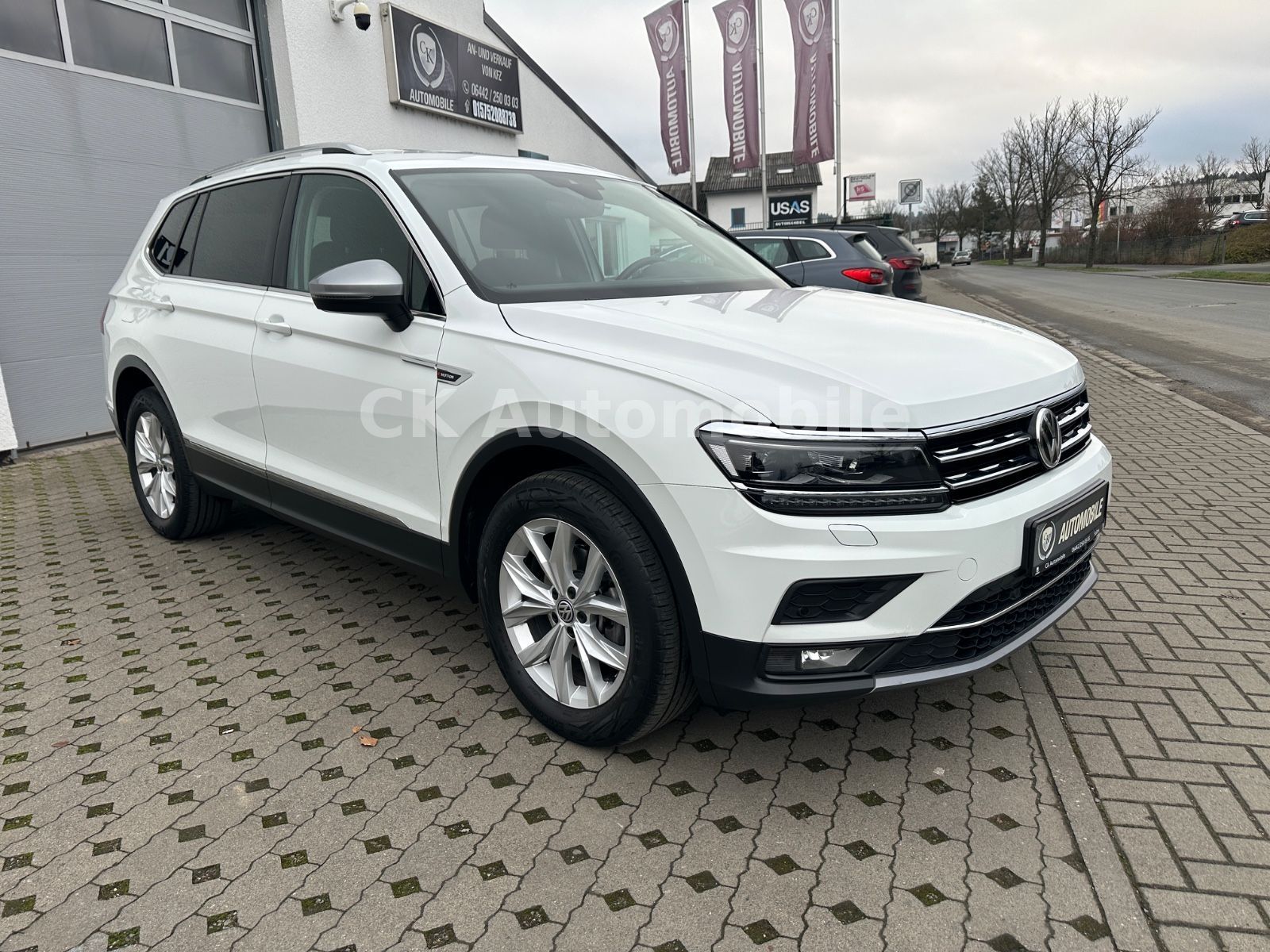 Fahrzeugabbildung Volkswagen Tiguan Allspace Highline 4Motion 2.0 TDI/7 Sitze