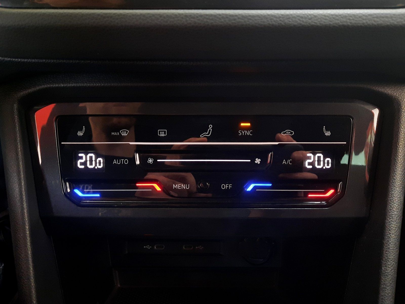 Fahrzeugabbildung Volkswagen Tiguan Elegance TDI DSG*AHK*Cam*LED*ACC*PDC*App*