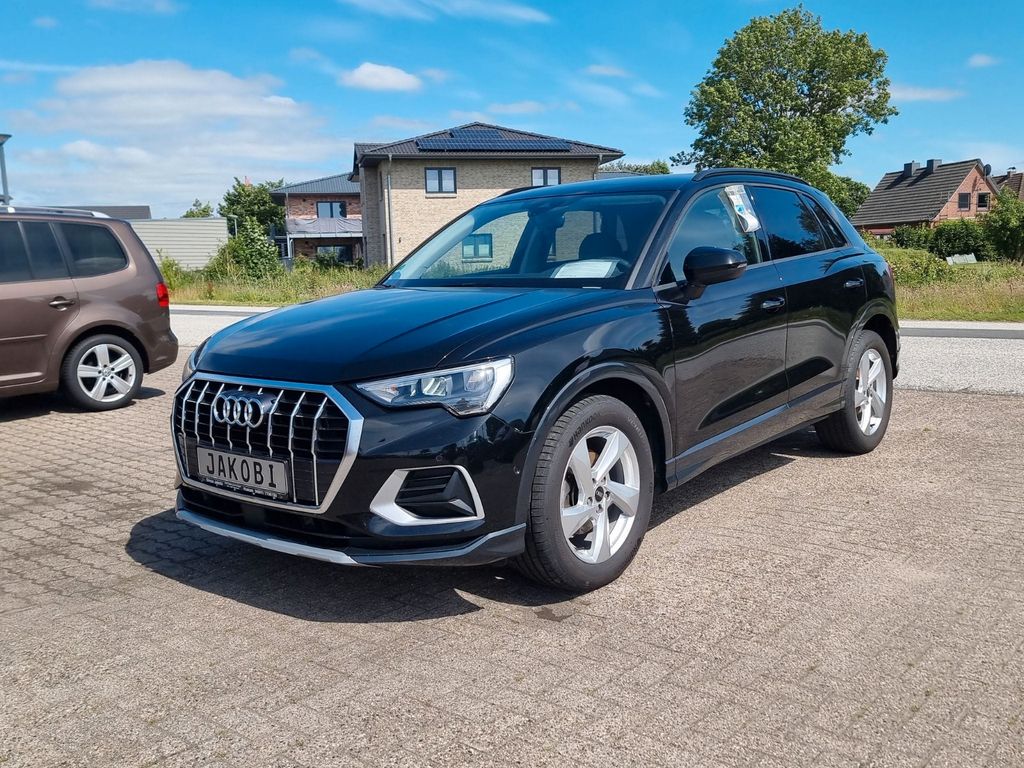 Image of Audi Q3