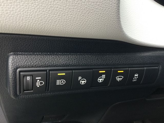 Corolla 2.0 Hybrid Team D "helle Innenausstattun