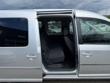 Volkswagen Caddy Maxi - 12