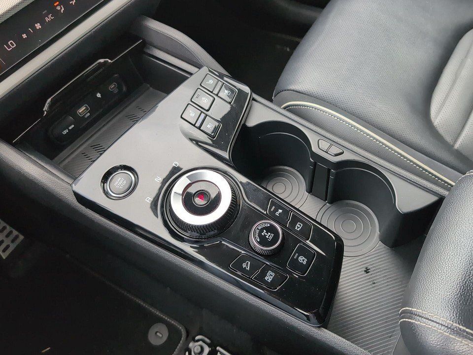 Fahrzeugabbildung Kia SPORTAGE 1.6 CRDi GT-LINE 4WD GARANTIE AHK H/K++