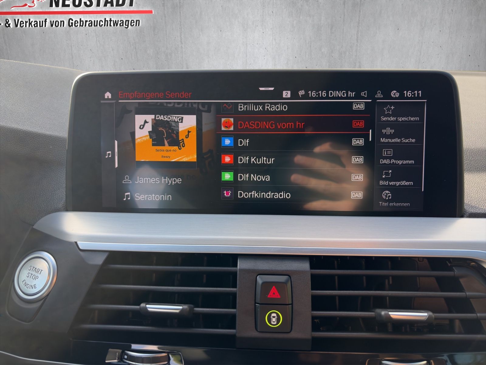 BMW X4 xDrive 30 d M Sport X AHK LED ACC PANO HUD foto 21