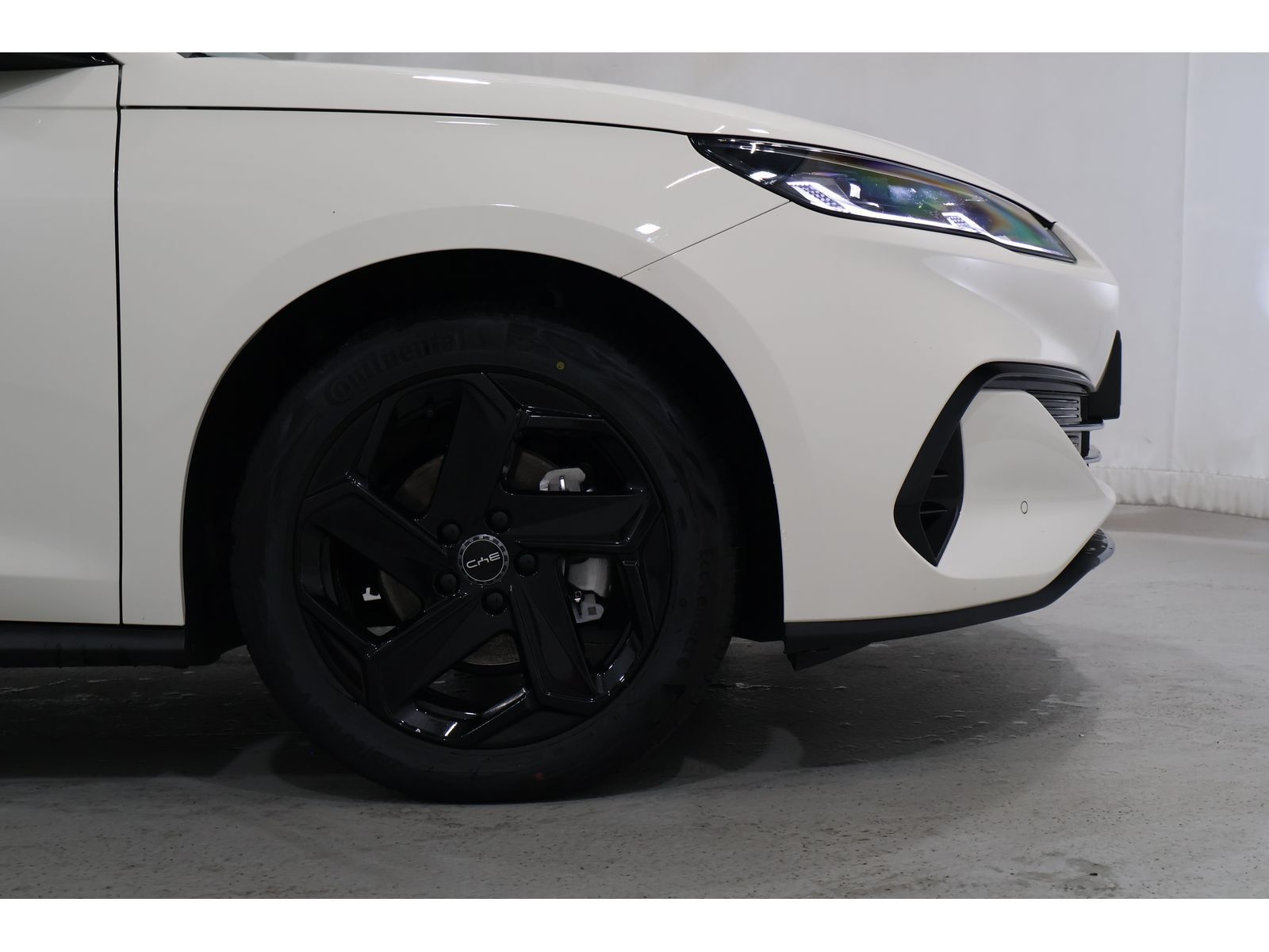 BYD SEAL 6