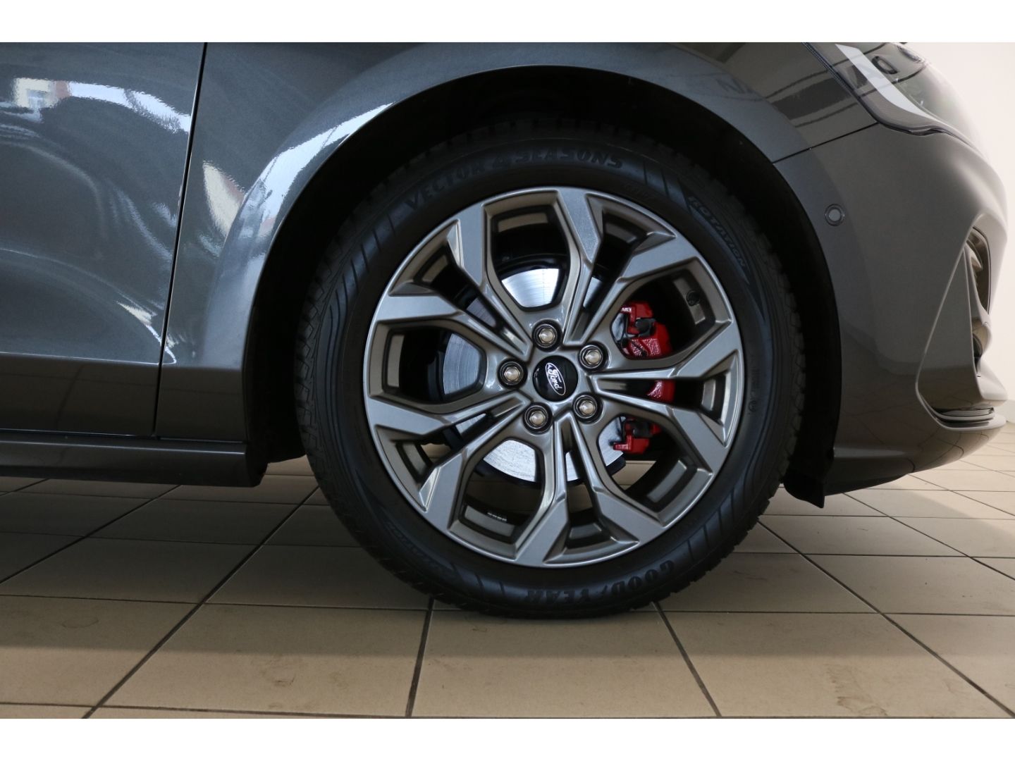 Fahrzeugabbildung Ford Focus Turnier ST-Line X EU6d LED Tempomat DAB
