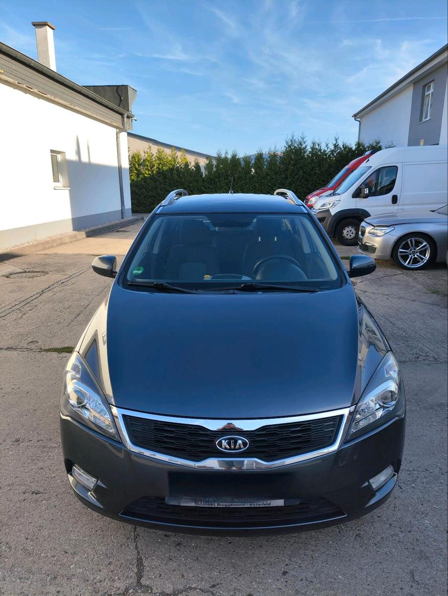 Kia cee'd, 2011