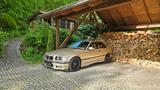 BMW 325i - kaschmirbeige metallic - BMW 325 aus 1992: 325i