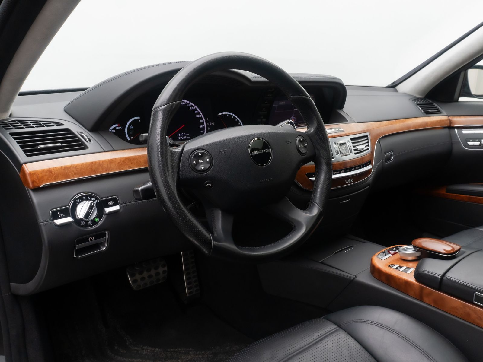 Fahrzeugabbildung Mercedes-Benz S 65 AMG Long Massage BiXenon Kamera GSD 20"Voll