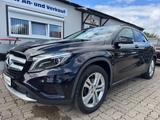 Mercedes-Benz GLA 200 GLA -Klasse GLA 200 - : Violett, Limousine