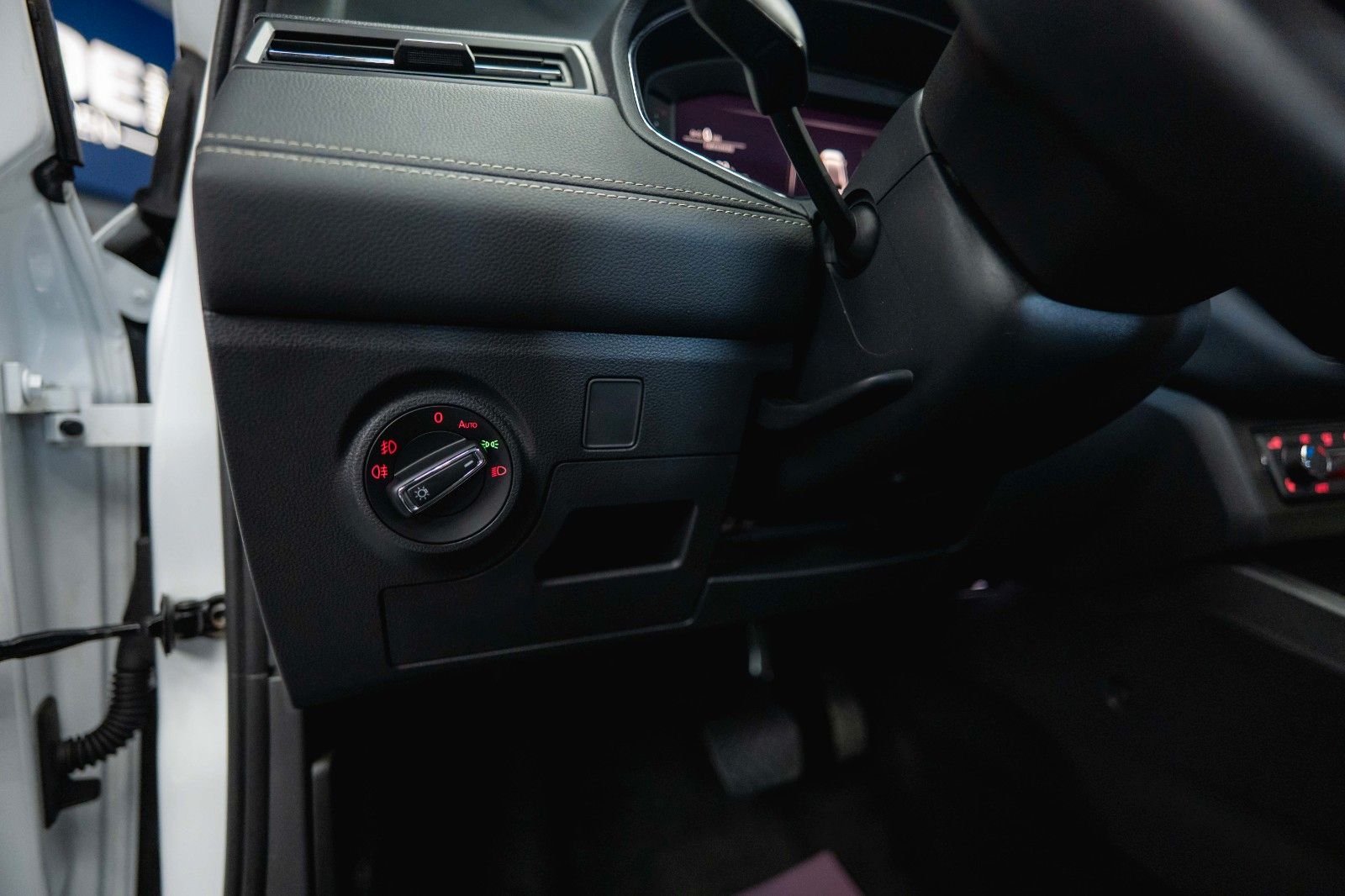 Fahrzeugabbildung SEAT Ibiza Xcellence Sport DSG *LED*Panorama*Kamera*