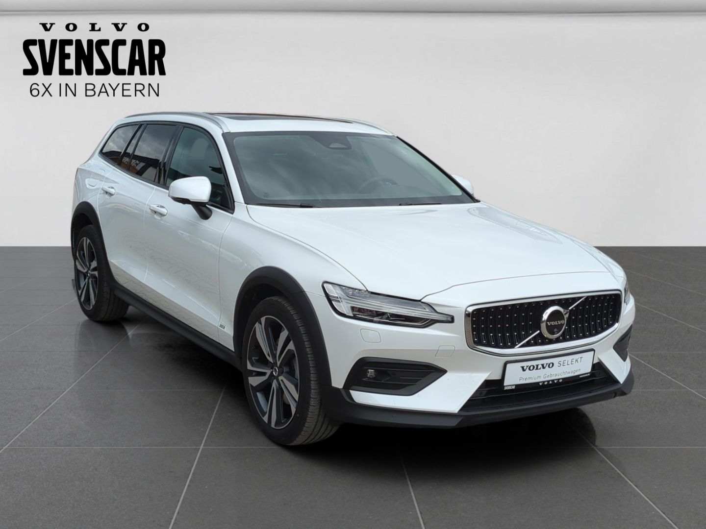 Volvo V60 Cross Country Plus AWD Panodach Leder Standh foto 7