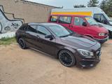 Mercedes-Benz CLA 220 Shooting Brake CLA 220 d 4MATIC DCT ... - Mercedes-Benz CLA 220 Shooting Brake aus 2015