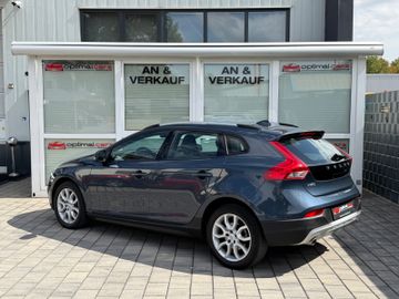 Volvo V40 Cross Country - 12