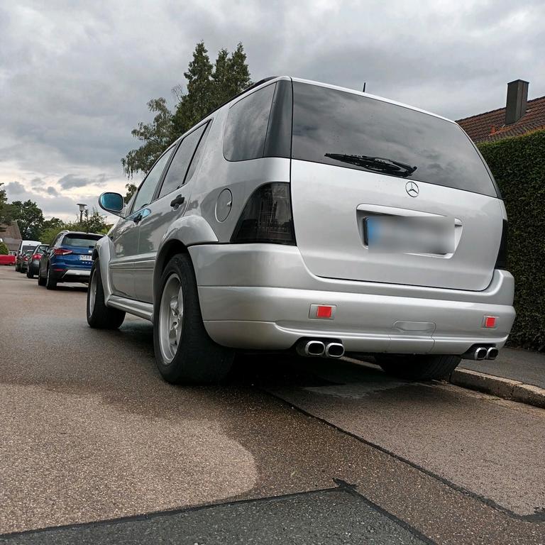 Mercedes-Benz ML 320
