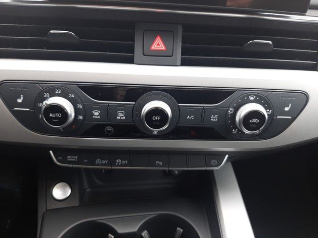 Fahrzeugabbildung Audi A5 Sportback 40TDI quattro AHK Pano eleHeck 19"