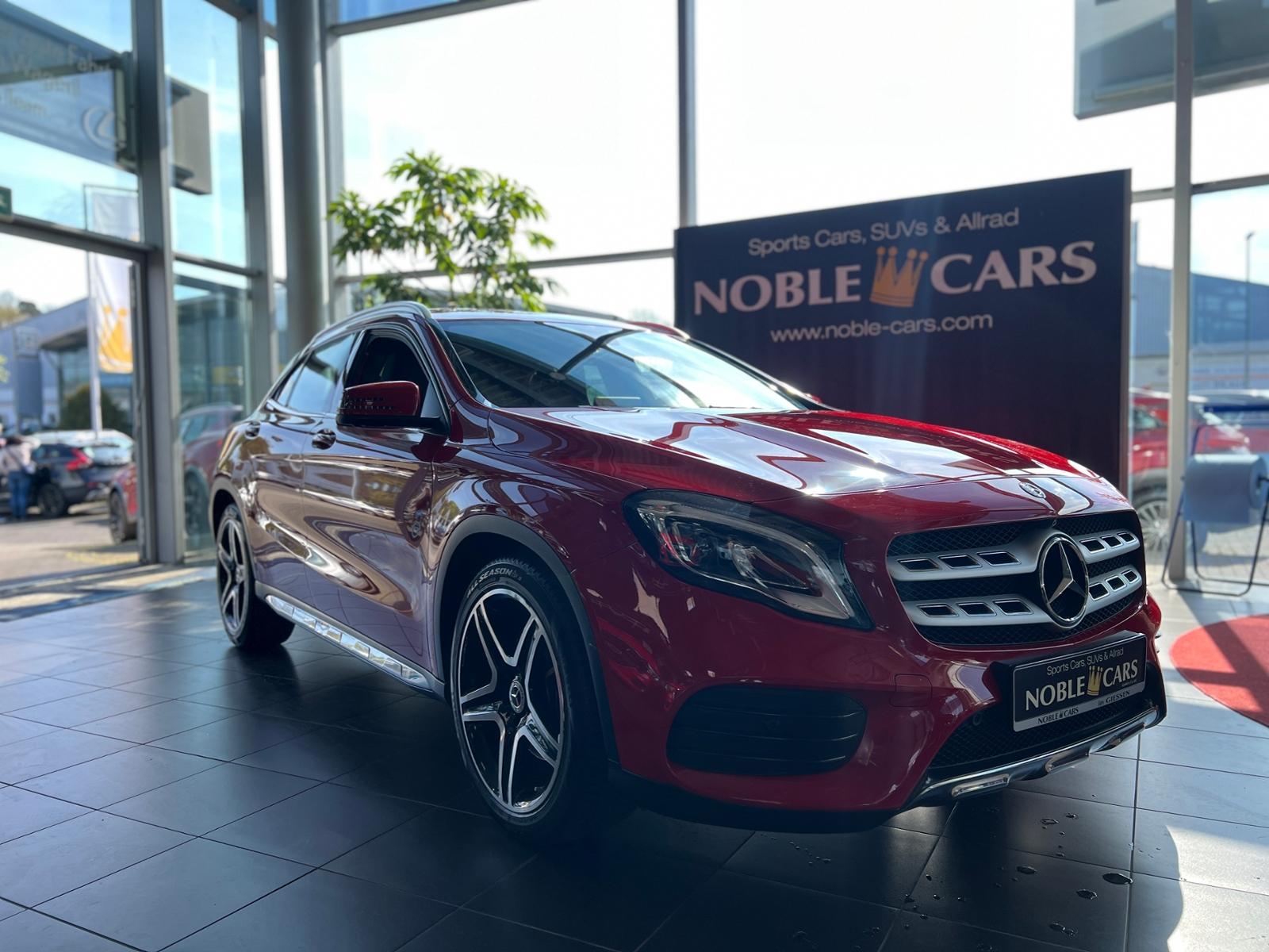 Mercedes-Benz GLA 250 AMG Line STNDHZ 360° LED NAV SHZ 19"