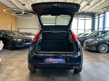 MYAUTOCENTER – Gebraucht- und Jahreswagen mit Werkstattservice in Pfaffenhofen Fiat Grande Punto 1.2 8V Dynamic *TÜV:927*