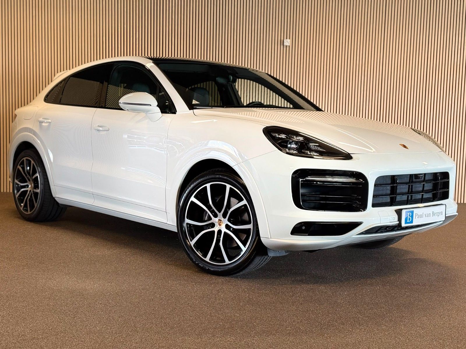 Porsche Coupe E-Hybrid SPORT DESIGN-MATRIX-VOLLL