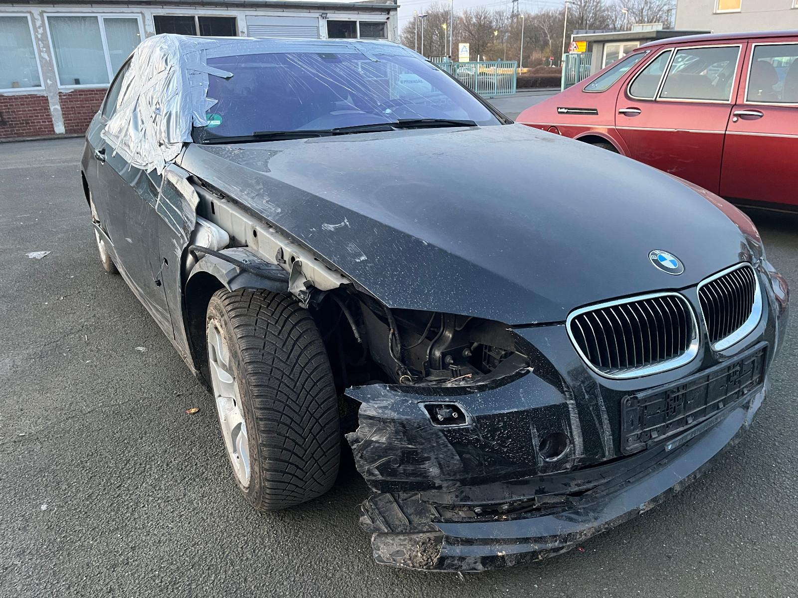 BMW 330 Baureihe 3 Coupe 330d xDrive