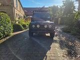 Land Rover Defender 130 Crew Cab Td5  - Land Rover Defender: Crew Cab