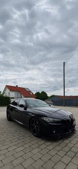 Alfa Romeo Alfa Roemo Giulia (Lusso) + Winterfelgen - Alfa Romeo Giulia: Unfallwagen