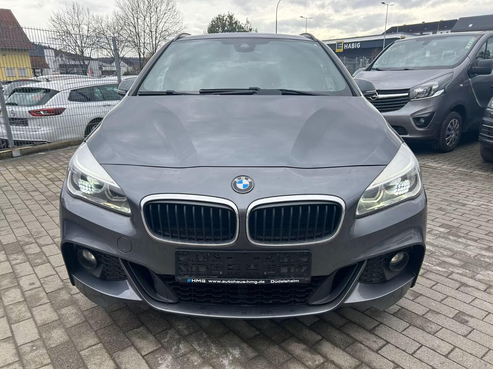 BMW 220 2 Active Tourer 220 d xDrive-M Optik