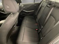 BMW 318 - Vorschau Bild 13