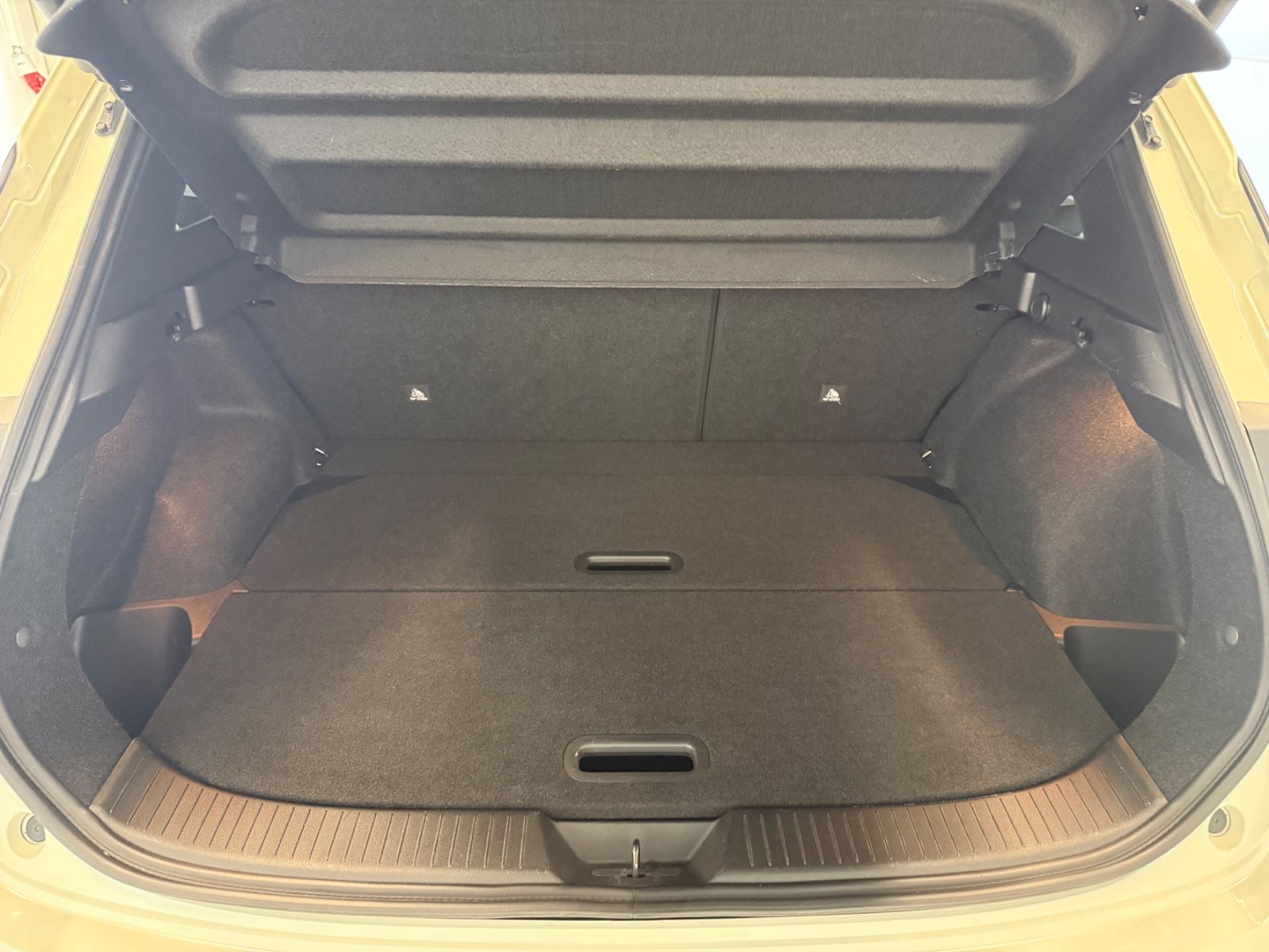 Fahrzeugabbildung Nissan Qashqai Tekna MHEV; Autom.,HUD,Teilleder,AHK