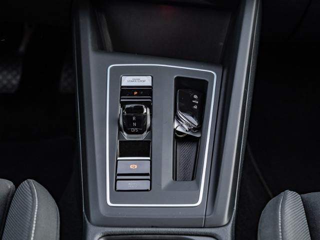 Volkswagen Golf VIII 2.0 TSI DSG 4M Style *MATRIX*AHK*MEM*, миниатюра 16