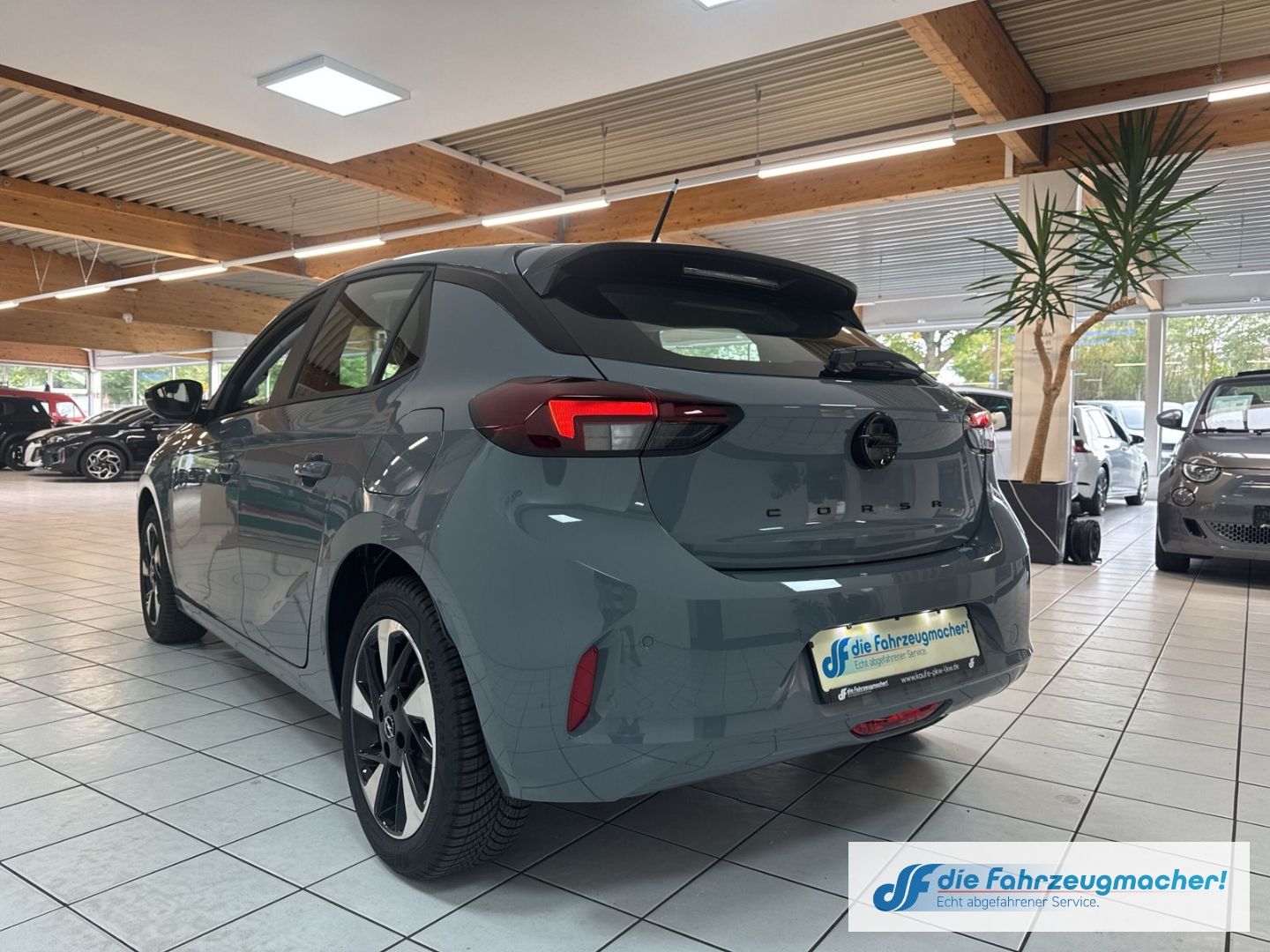 Fahrzeugabbildung Opel Corsa-e *SHZ 11KW Wärmepumpe Alu*Digitales Cockp