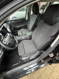 Skoda Octavia - 8