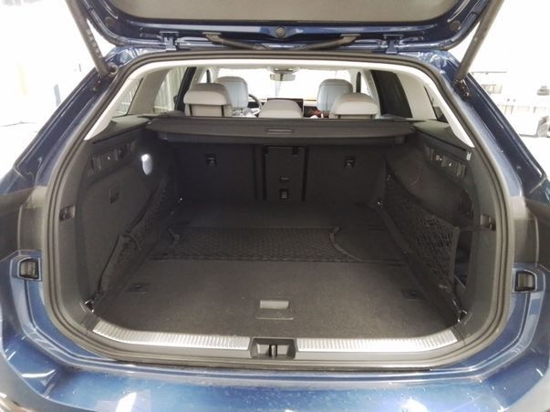 Volkswagen Passat Variant - Bild 10