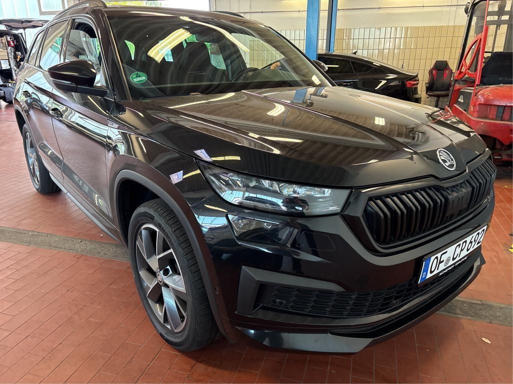 Skoda Kodiaq Sportline 4x4 7Sitze Panorama ACC ParkAss imagem 2