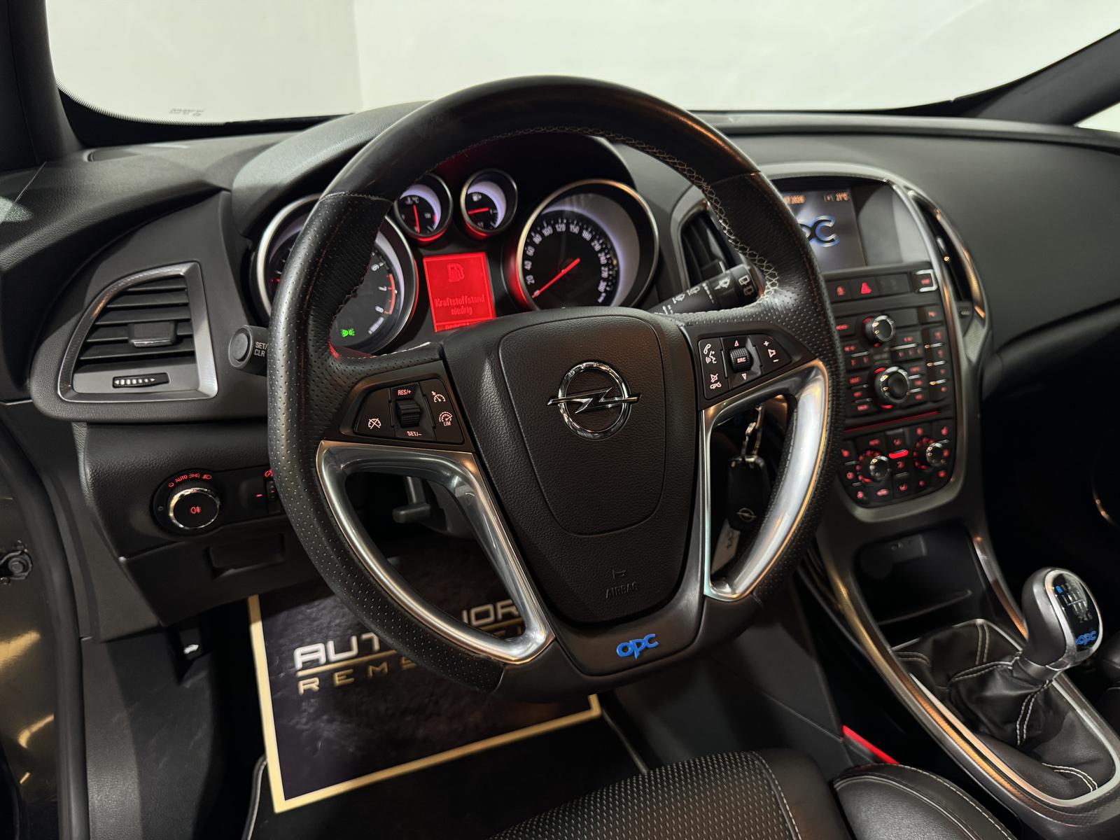 Opel Astra OPC *Schale*Navi*Sitzhzg*Bi-Xenon*