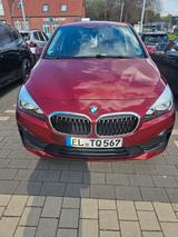 BMW 218 Active Tourer 218i - - rote BMW 218 Active Tourer