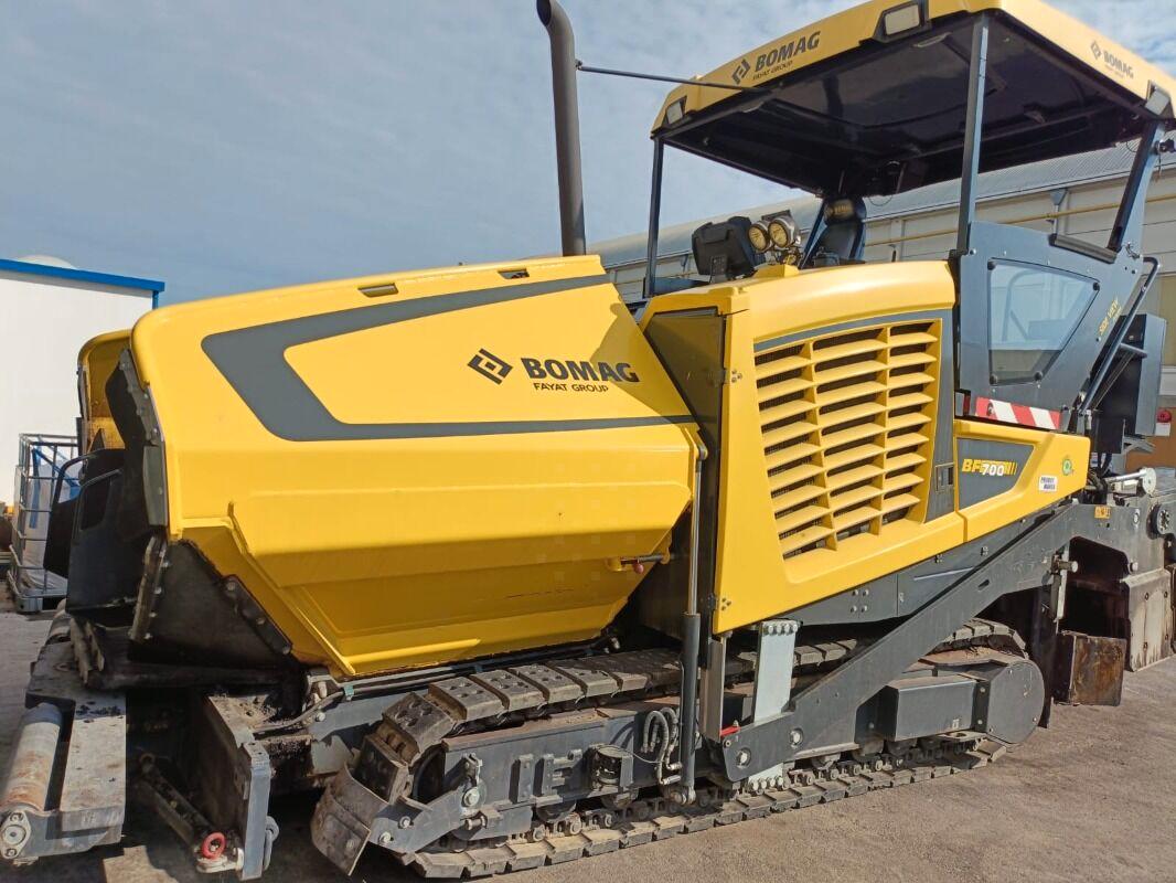 BOMAG BF 700 C-3 S500  Stage V/Tier 4f
