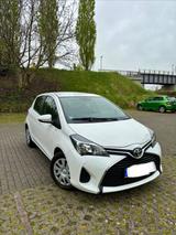 Toyota Top Zustand | Nur 43.000 km | Sehr sparsam | 28€ - Toyota Yaris: 4.4