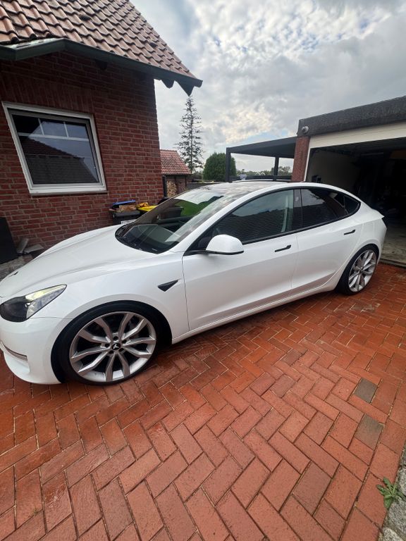 Image of Tesla Model 3