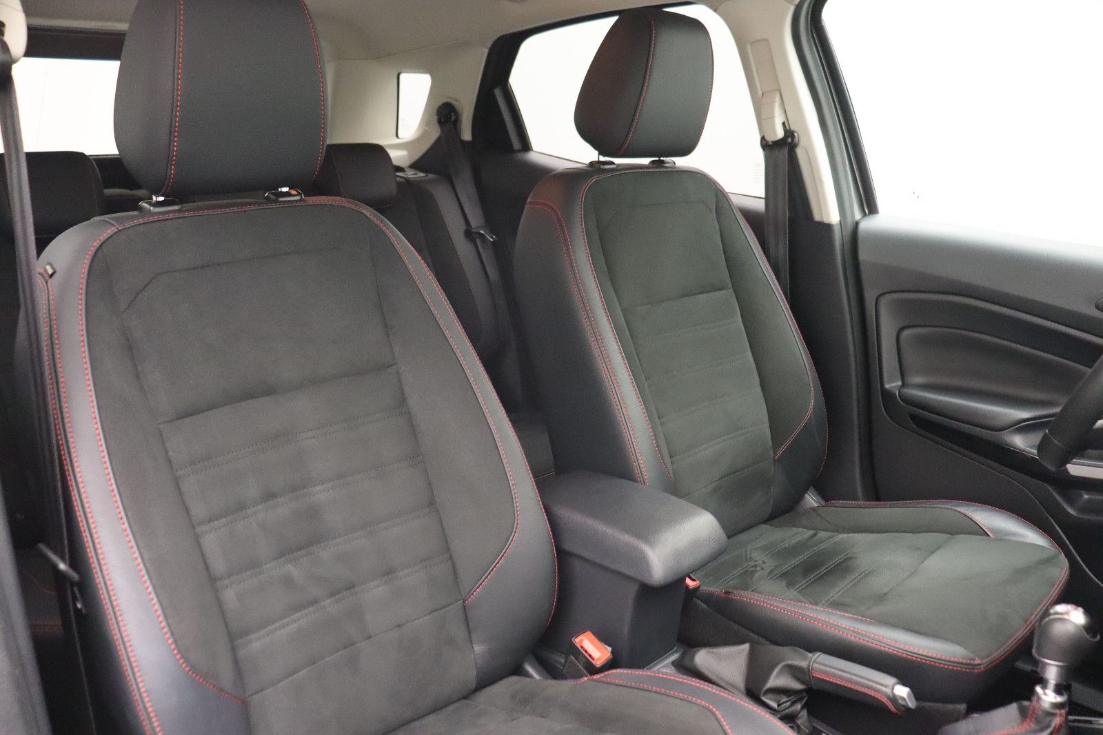 Fahrzeugabbildung Ford EcoSport 1.0 ST-Line