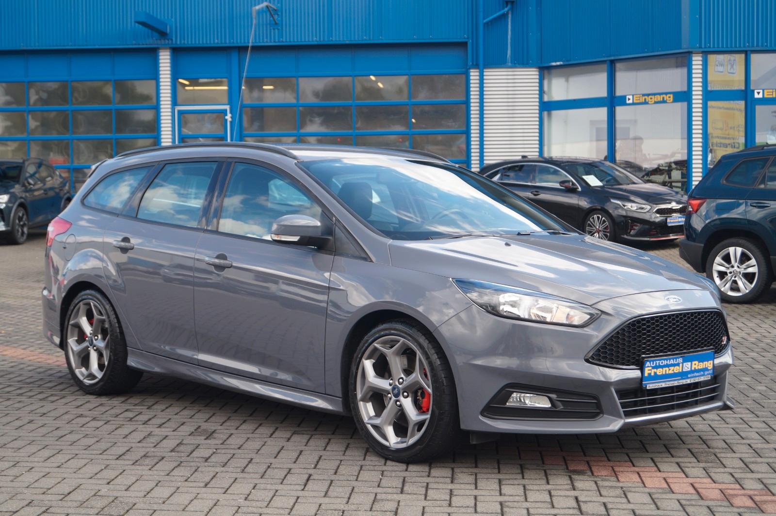 Ford Focus Turnier ST  * 1. Hand * Scheckheft *